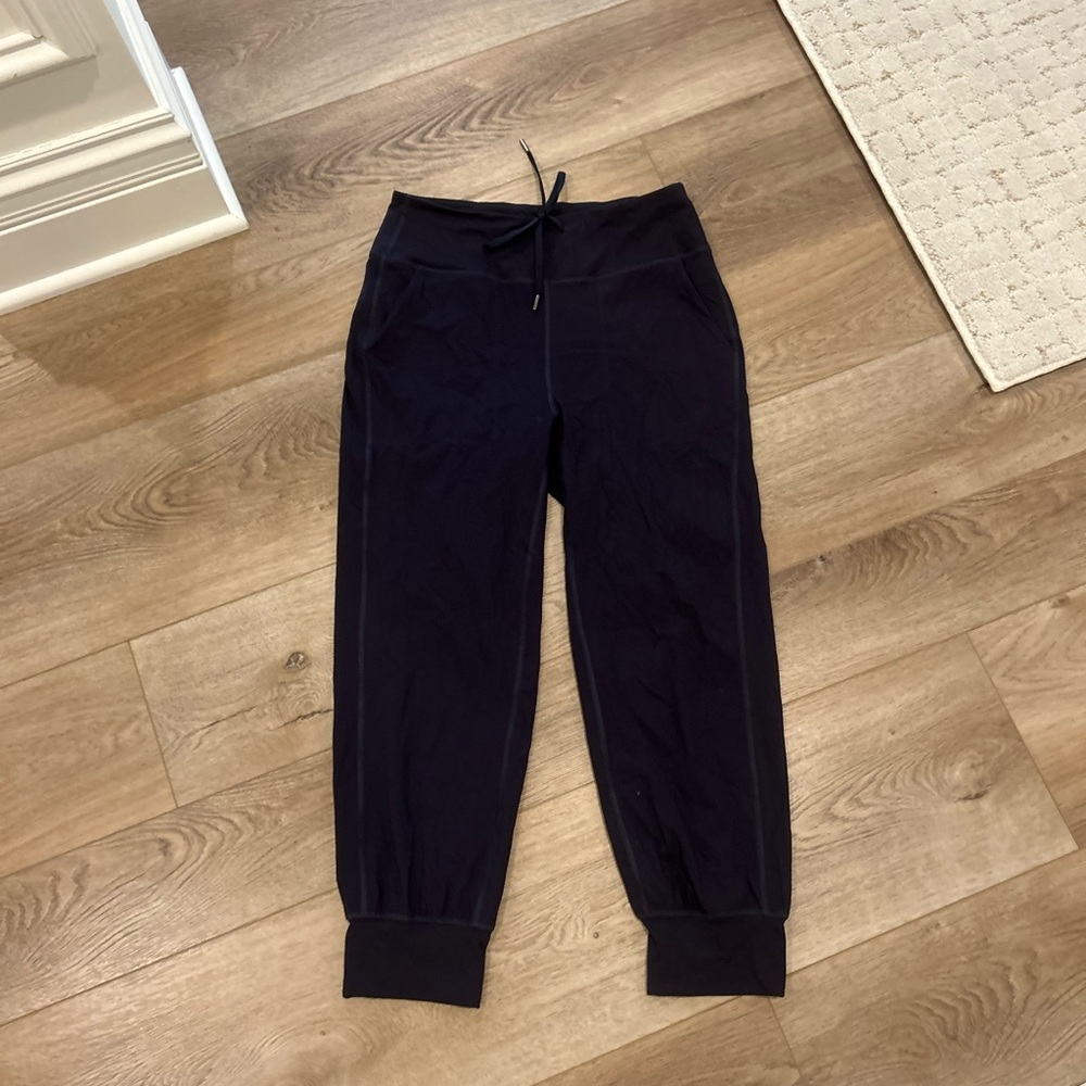 CRZ Yoga 7/8 Length Plum Navy Tied Joggers - Picture 2 of 4